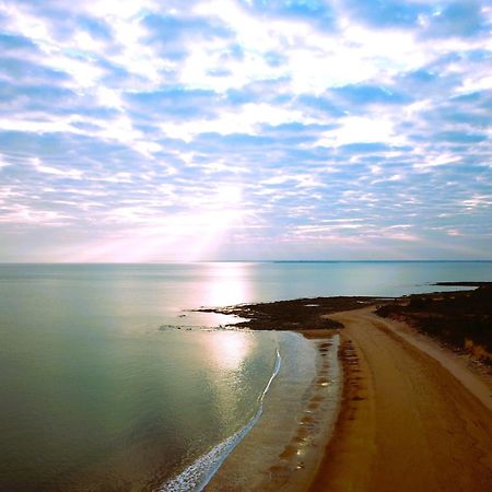 Golden Sands Retreat Beach House Wagait Beach Buitenkant foto